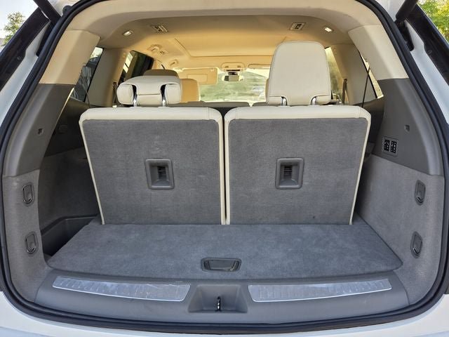 Used 2024 Cadillac XT6 Premium Luxury AWD/4WD image 34