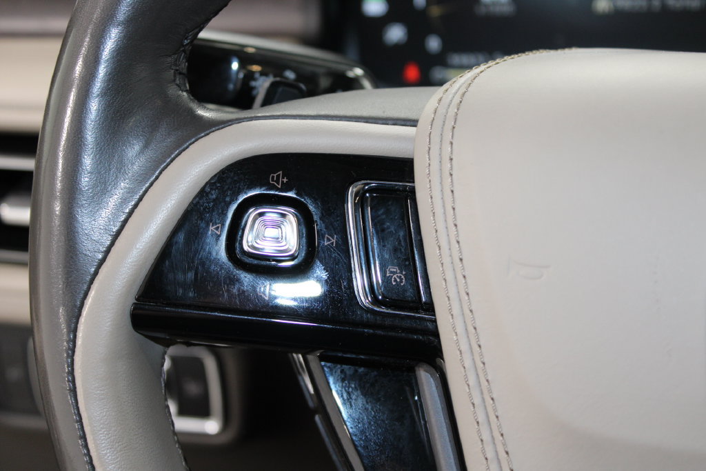 Used 2023 Lincoln Aviator Reserve w/ Equipment Group 201A AWD/4WD image 42