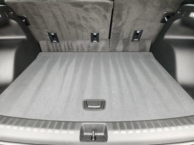 Used 2024 Chevrolet Blazer EV RS image 31