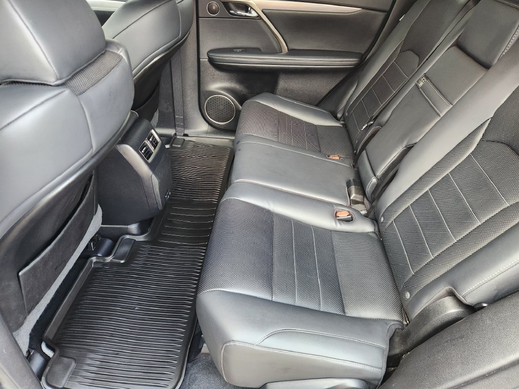Used 2022 Lexus RX 350 F Sport w/ Accessory Package AWD/4WD image 31