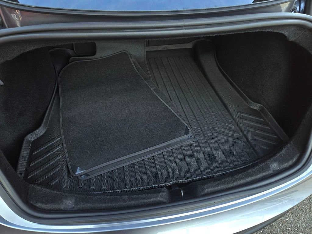 Used 2024 Tesla Model 3 Performance image 32