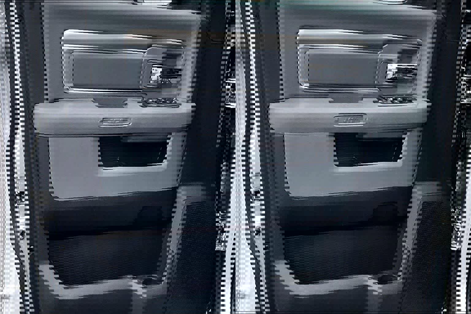 Used 2015 RAM 2500 Big Horn image 28