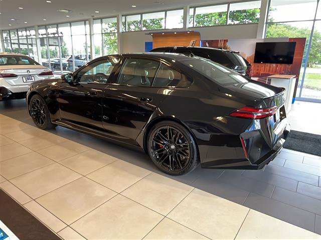 New 2026 BMW M5 w/ Executive Package image 6