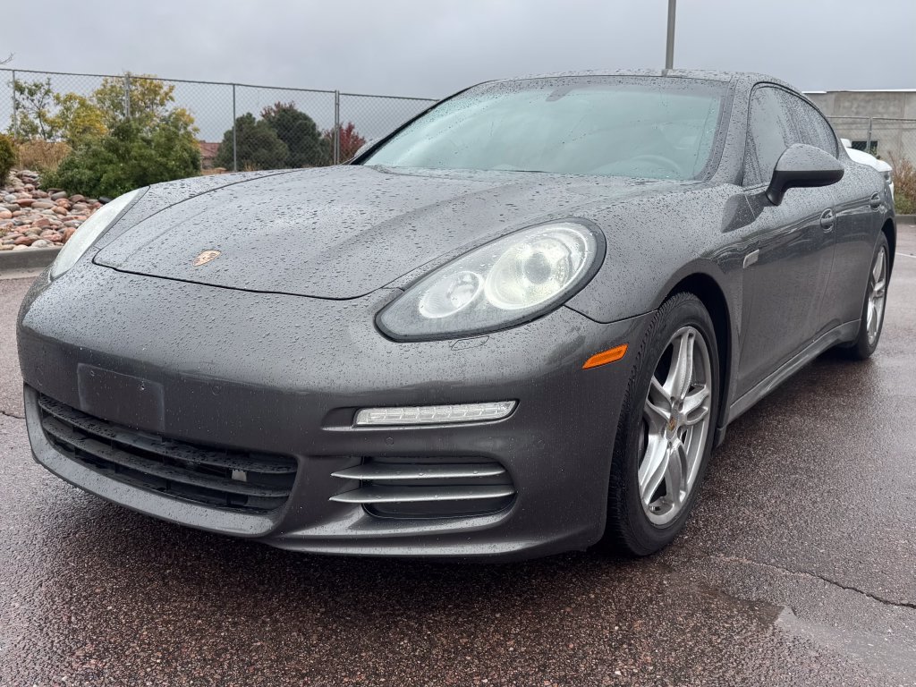 Used 2014 Porsche Panamera 4 AWD/4WD image 4