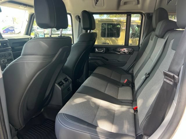 Used 2025 INEOS Grenadier Station Wagon AWD/4WD image 6