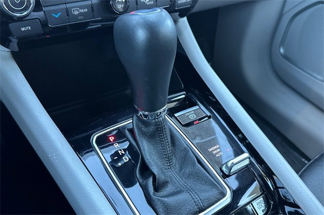 Certified 2024 Jeep Compass Limited image 4