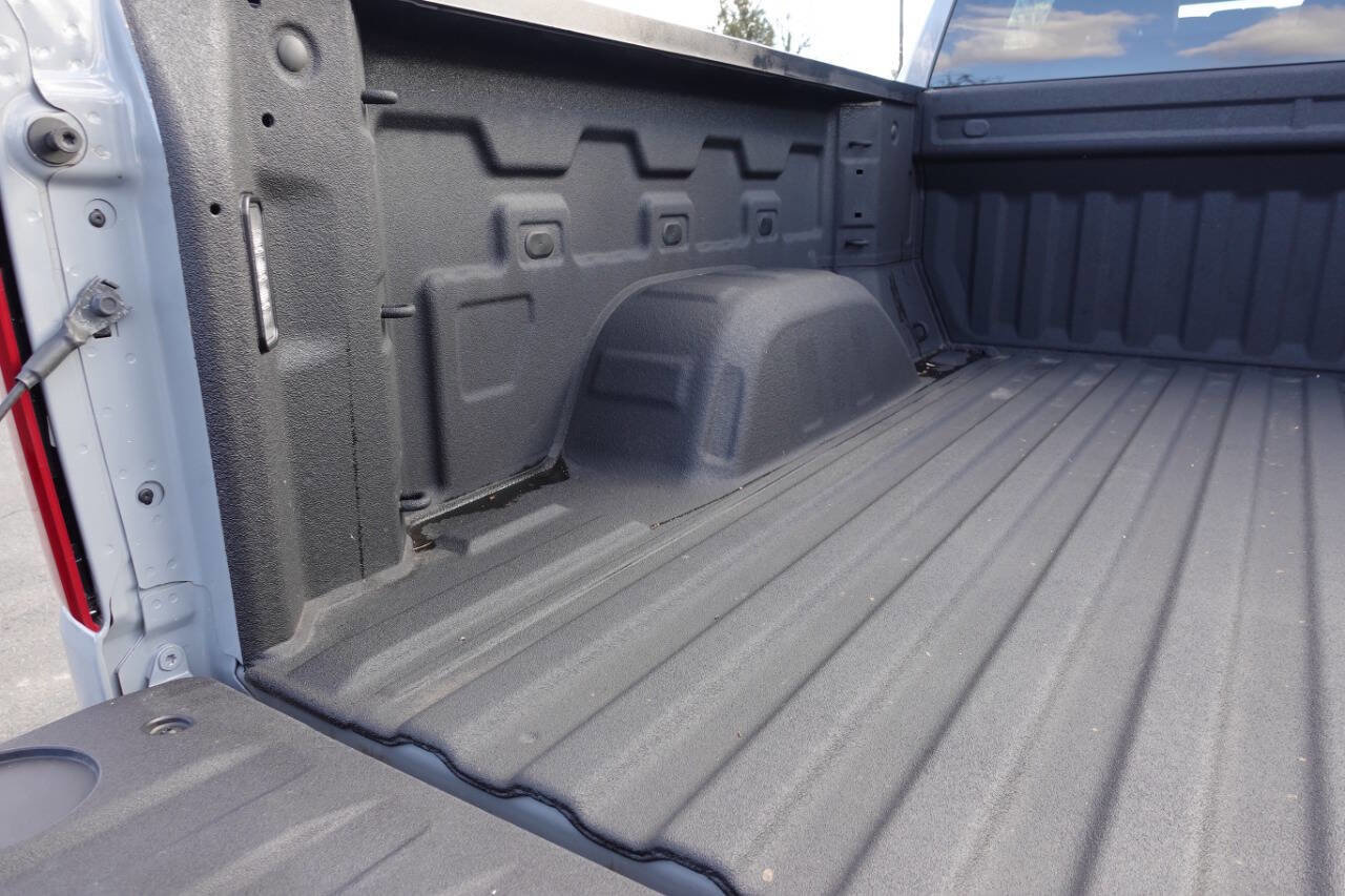 Used 2024 Chevrolet Silverado 1500 Custom AWD/4WD image 26