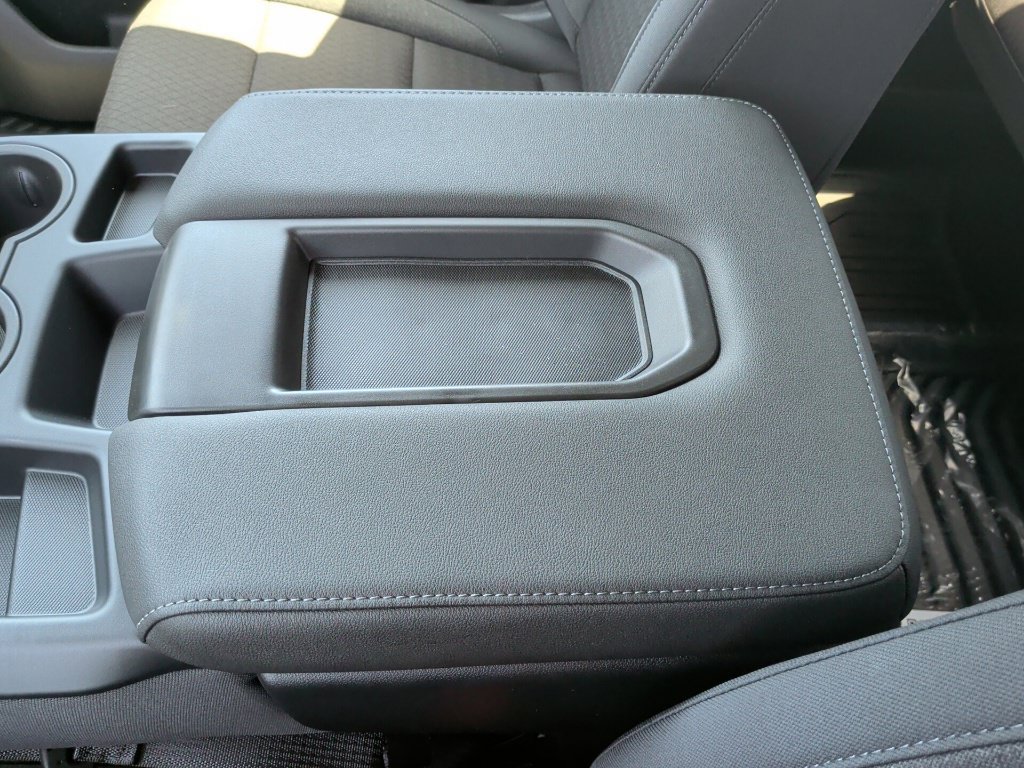 New 2026 Chevrolet Silverado 1500 Custom w/ LPO, Dark Essentials Package RWD image 26