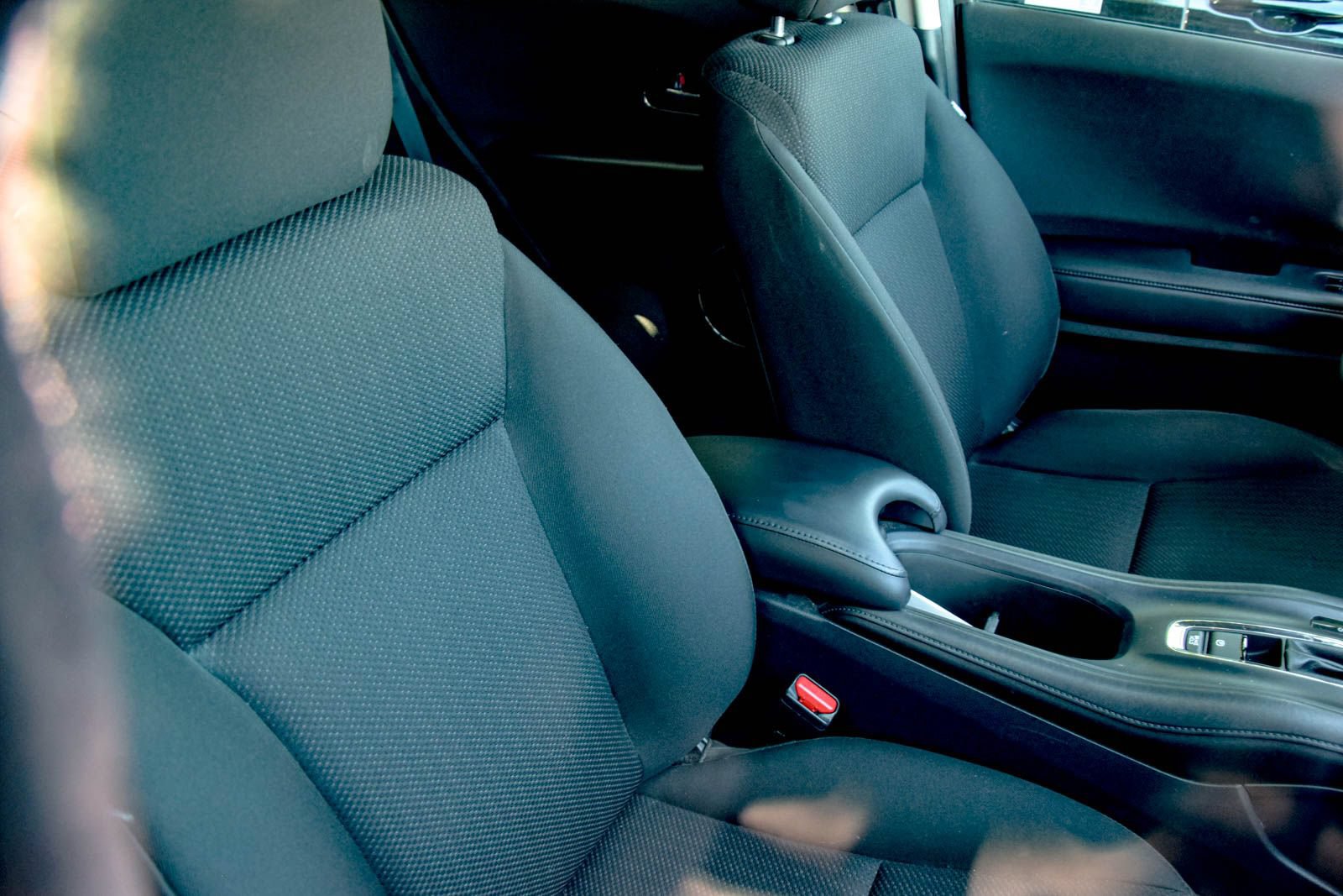 Used 2018 Honda HR-V EX image 10