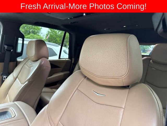 Used 2020 Cadillac Escalade Platinum AWD/4WD image 14