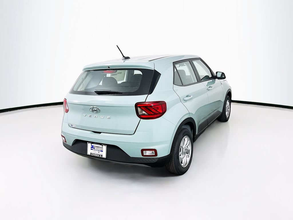 New 2026 Hyundai Venue SE FWD image 7