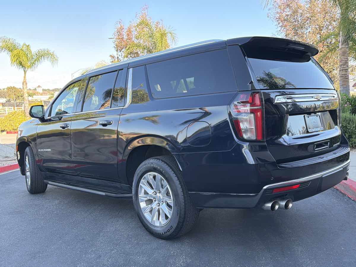 Used 2023 Chevrolet Suburban Premier RWD image 19
