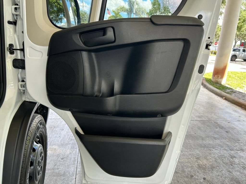 Used 2022 RAM ProMaster 2500 w/ Safety Group (A) FWD image 23