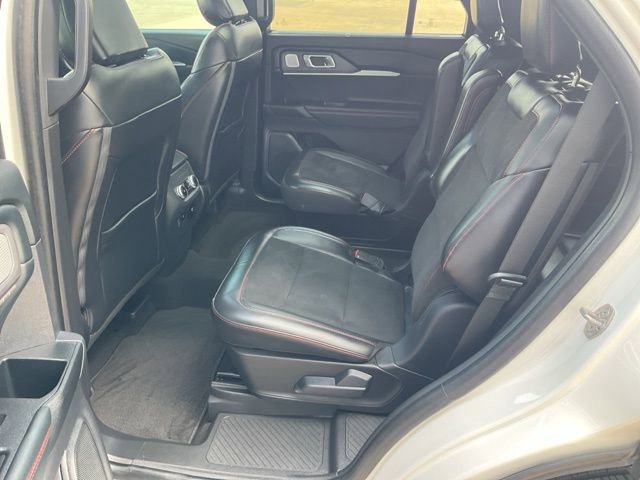 Used 2025 Ford Explorer ST AWD/4WD image 24