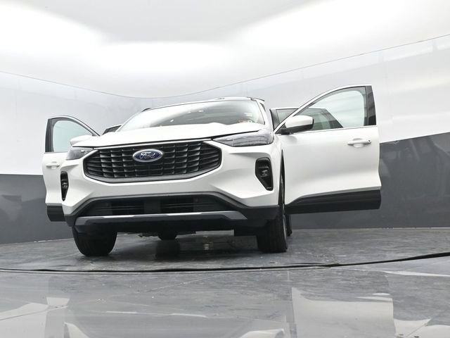 New 2026 Ford Escape SE image 36