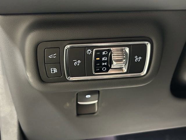 New 2025 Lincoln Nautilus Reserve w/ Jet Appearance Package image 27