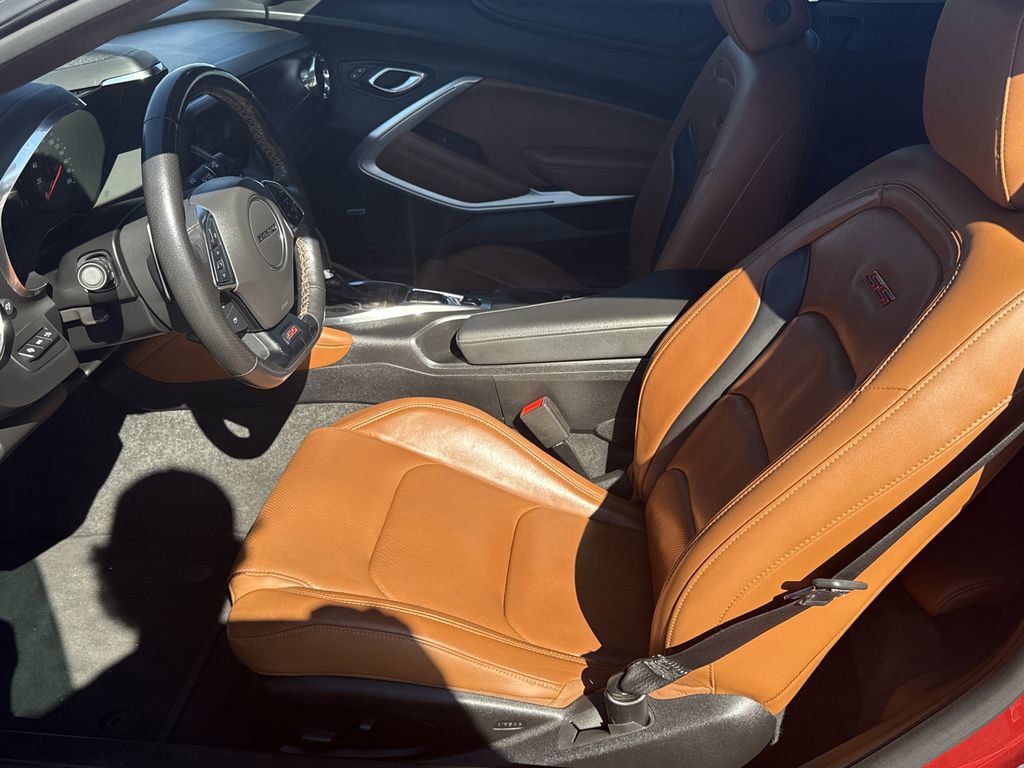 Used 2020 Chevrolet Camaro SS image 11