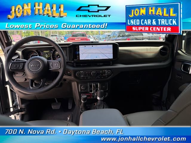 Used 2025 Jeep Gladiator Mojave AWD/4WD image 26