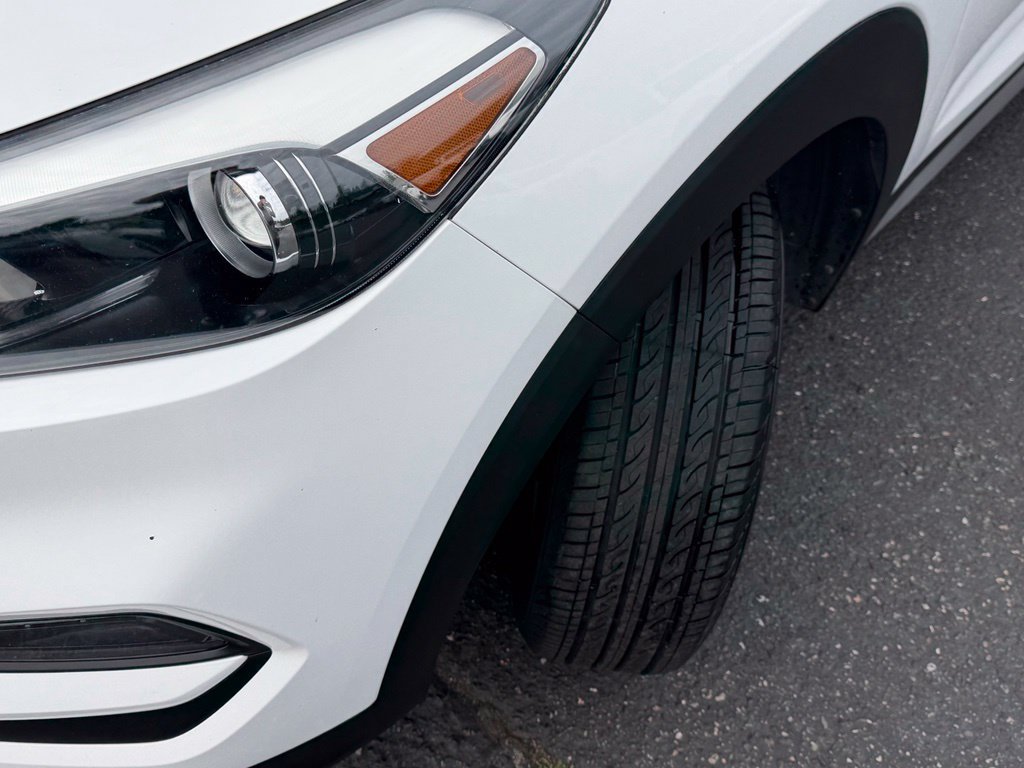 Used 2018 Hyundai Tucson SEL AWD/4WD image 3