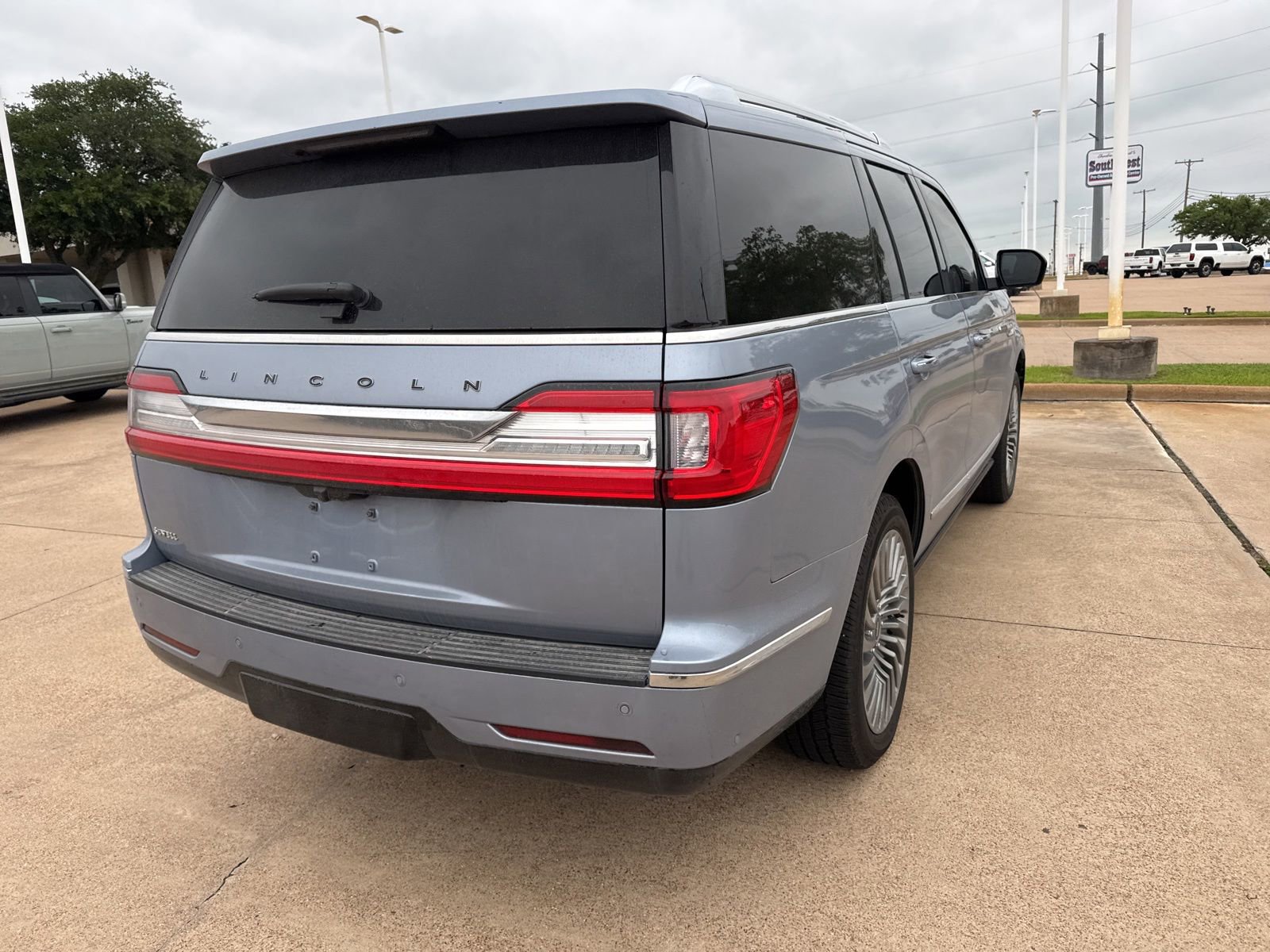Used 2020 Lincoln Navigator Black Label AWD/4WD image 7