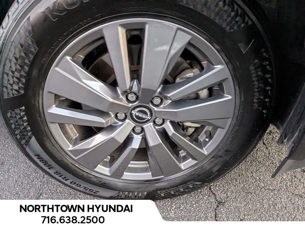 Used 2025 Nissan Pathfinder SV image 44