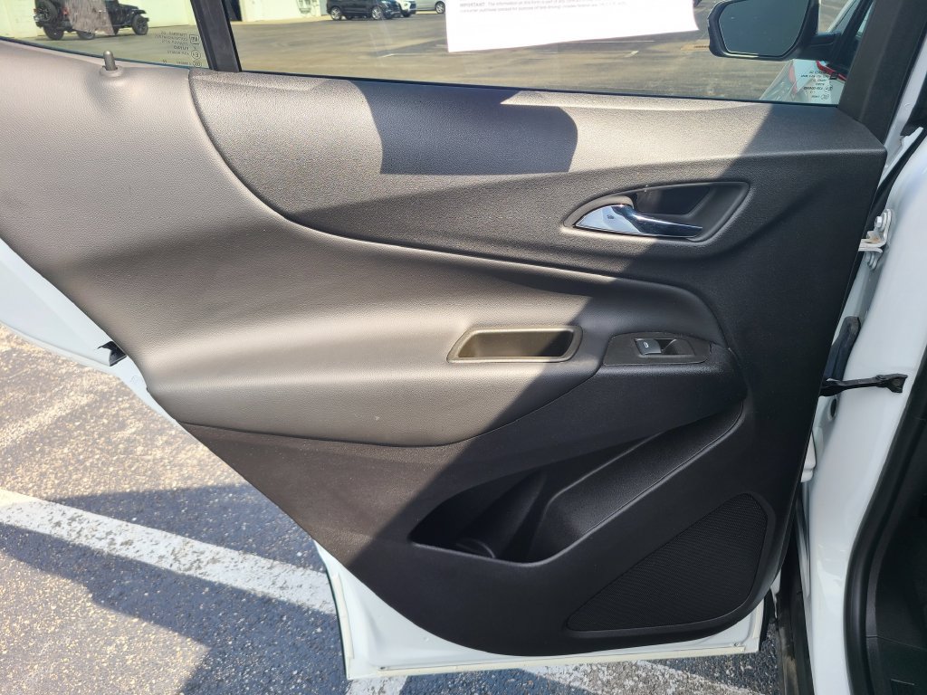 Used 2024 Chevrolet Equinox LT AWD/4WD image 16