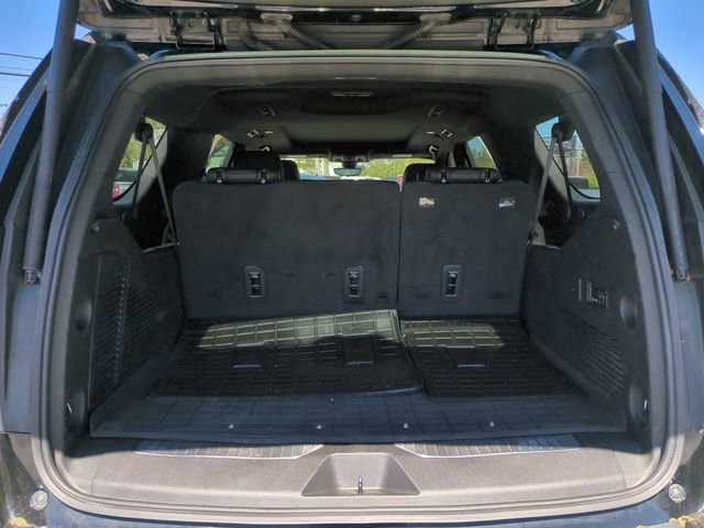 Used 2022 Chevrolet Suburban High Country AWD/4WD image 14
