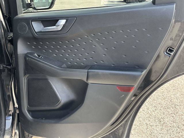 Used 2020 Ford Escape Titanium AWD/4WD image 23