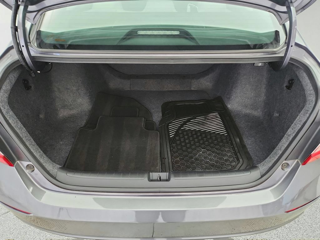 Used 2019 Honda Accord LX image 30