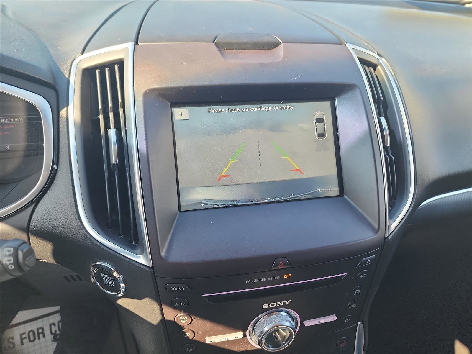 Used 2018 Ford Edge Titanium w/ Technology Package image 31