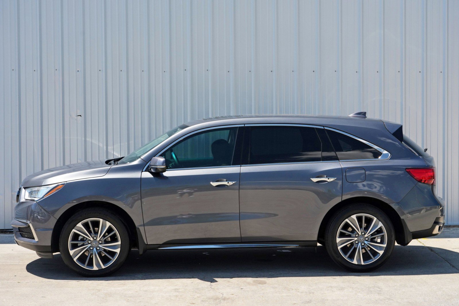 Used 2017 Acura MDX FWD w/ Technology Package image 49