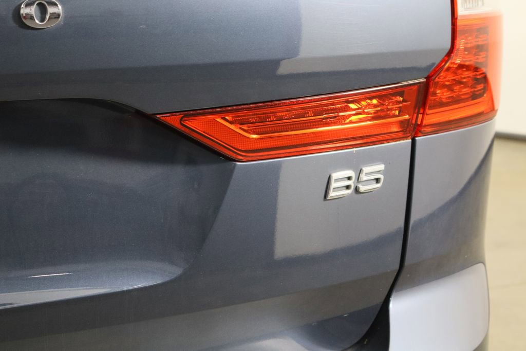 Used 2023 Volvo XC60 B5 Plus w/ Climate Package image 41