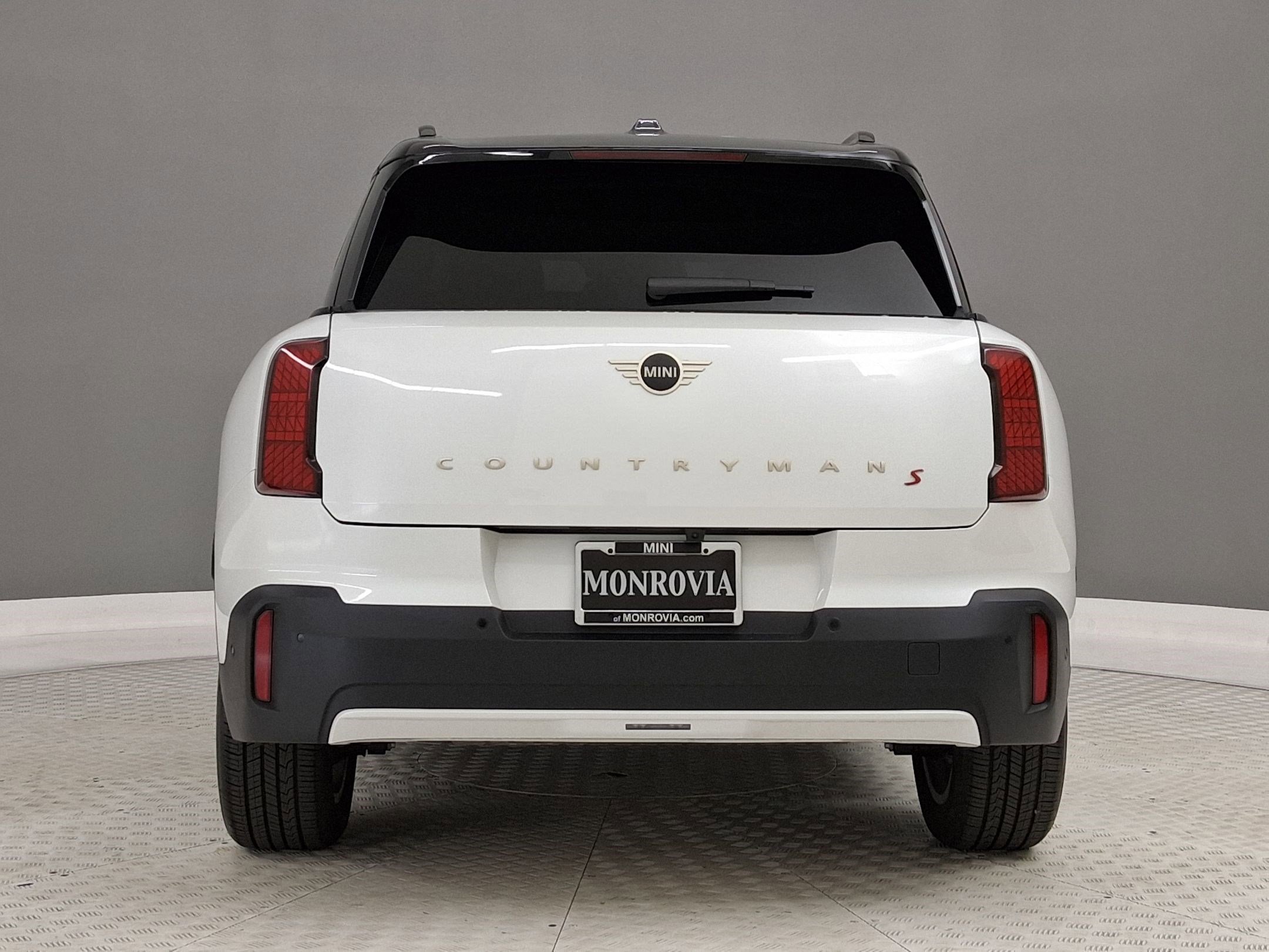 Certified 2025 MINI Cooper Countryman S w/ Comfort Package Max AWD/4WD image 8