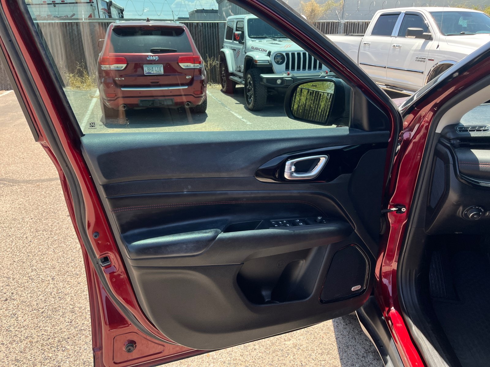Certified 2022 Jeep Compass Trailhawk w/ Sun and Sound Group AWD/4WD image 12