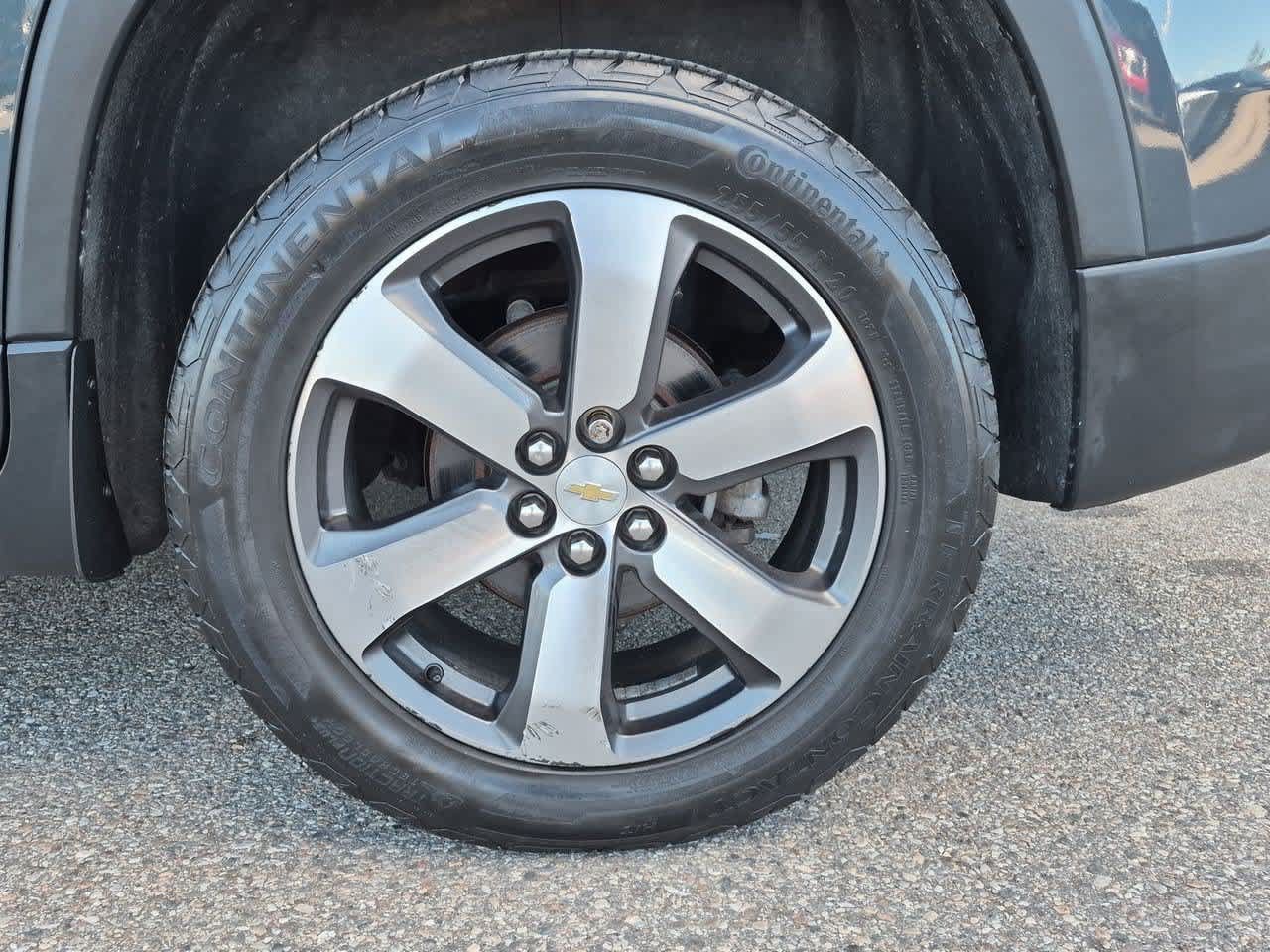 Used 2018 Chevrolet Traverse LT AWD/4WD image 13