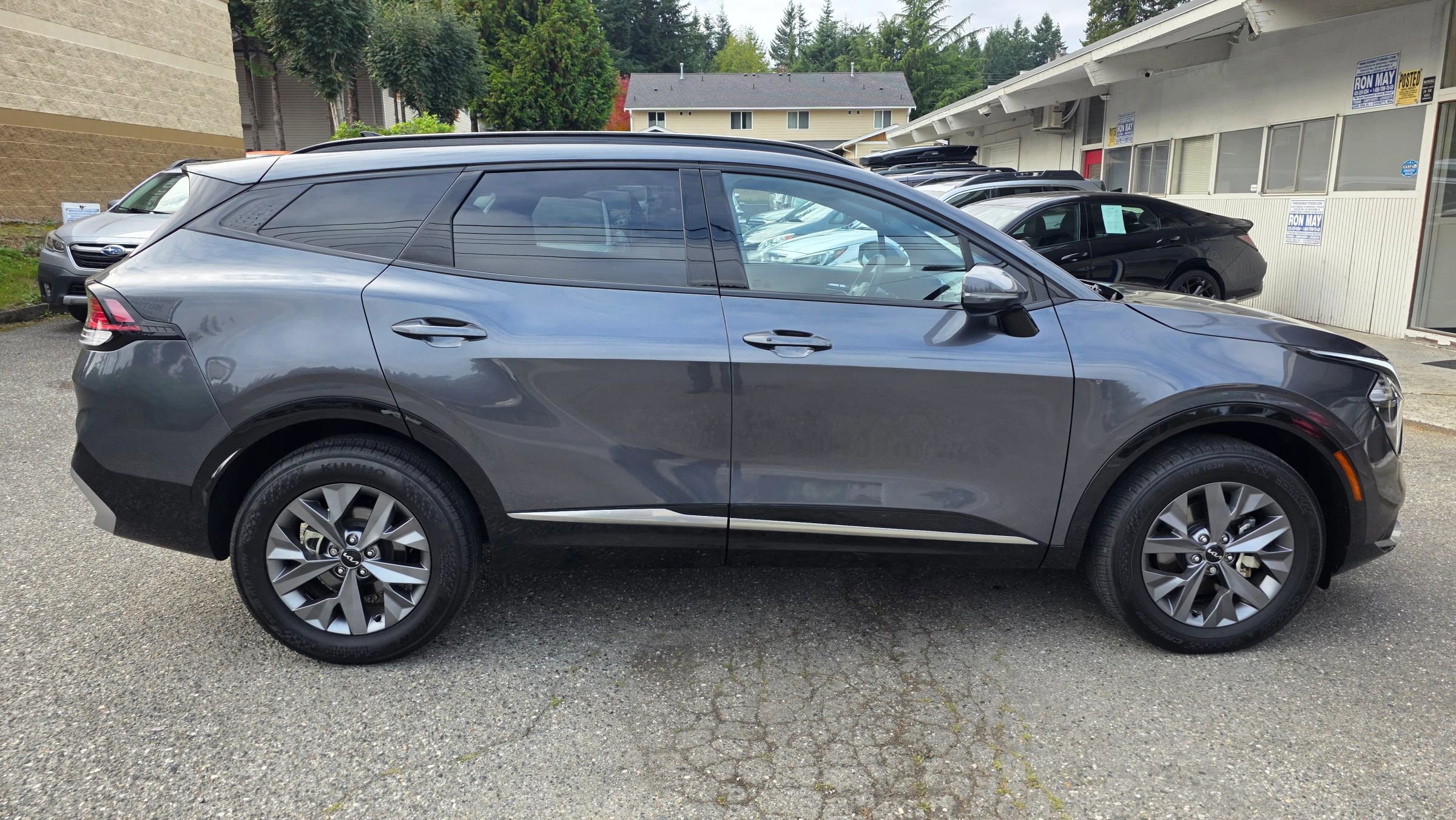 Used 2023 Kia Sportage SX image 4