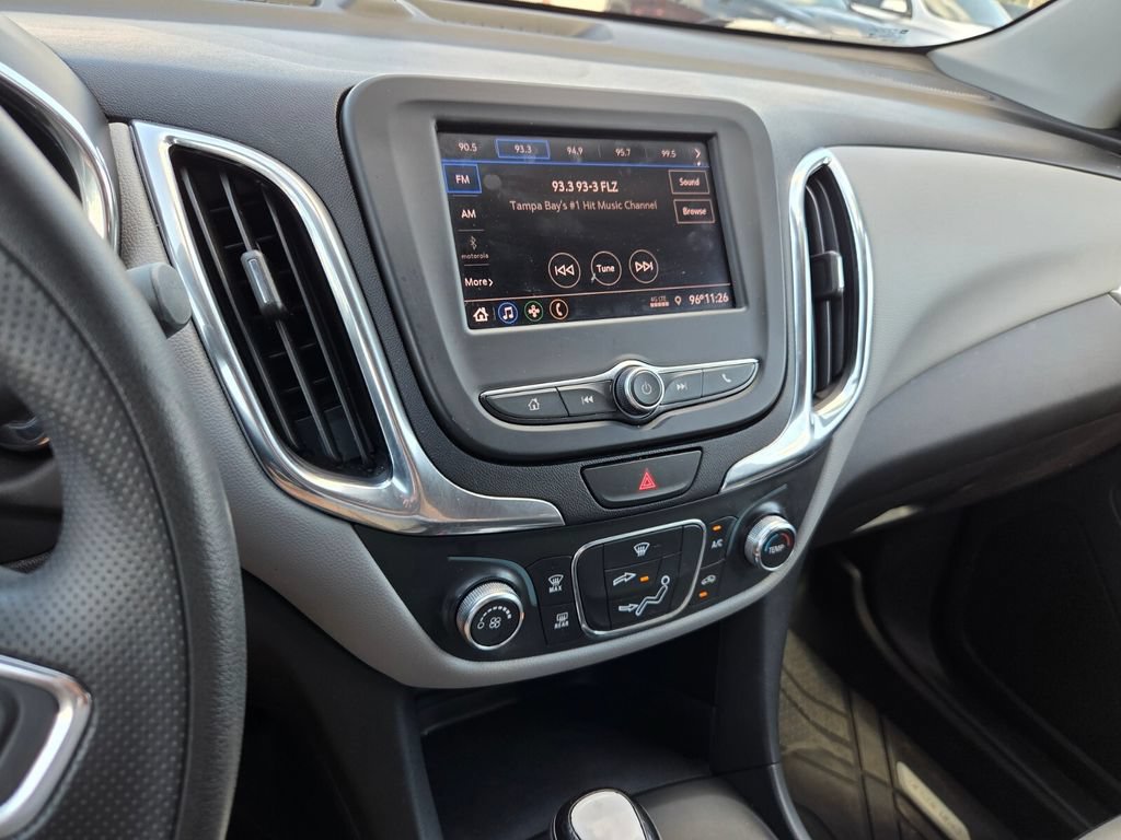 Used 2021 Chevrolet Equinox LS w/ LS Convenience Package FWD image 24
