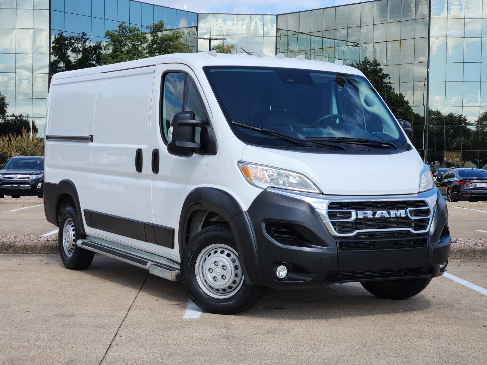 Used 2025 RAM ProMaster 2500 w/ U-Haul Equipment Group