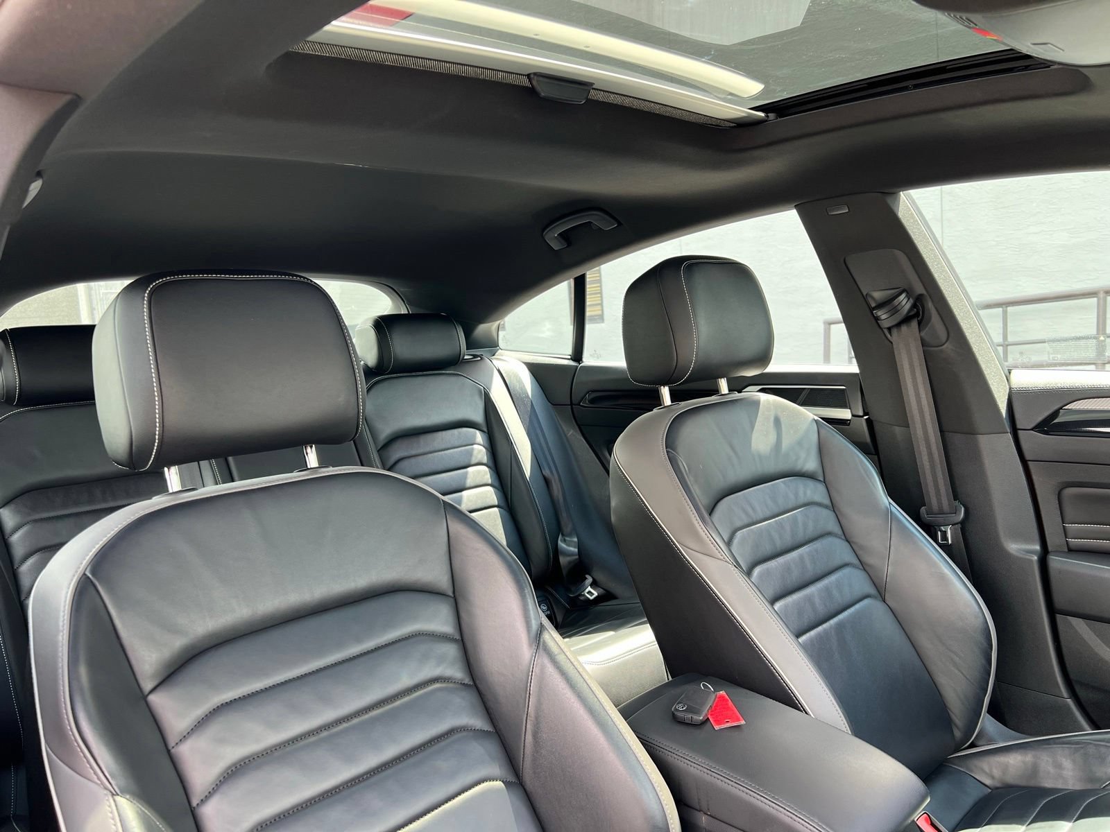 Used 2023 Volkswagen Arteon SEL AWD/4WD image 65