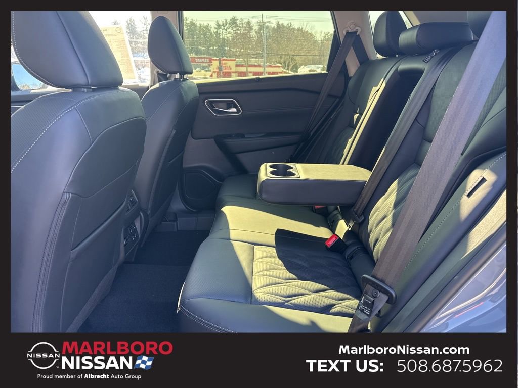 New 2026 Nissan Rogue Platinum w/ Platinum Premium Package image 16