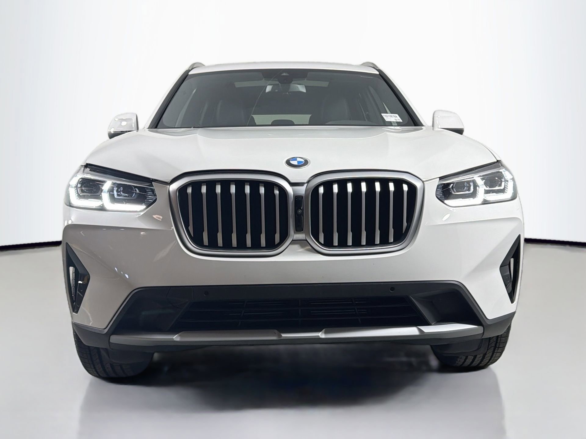 Certified 2024 BMW X3 xDrive30i w/ Convenience Package image 2