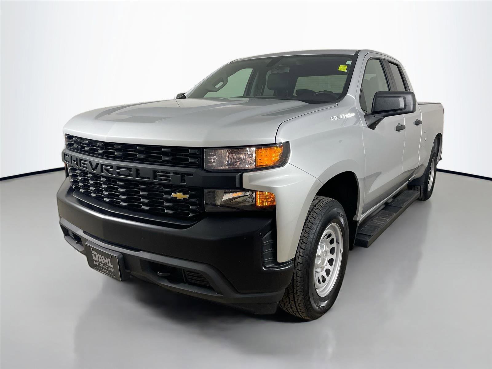Used 2021 Chevrolet Silverado 1500 W/T w/ WT Value Package AWD/4WD image 4