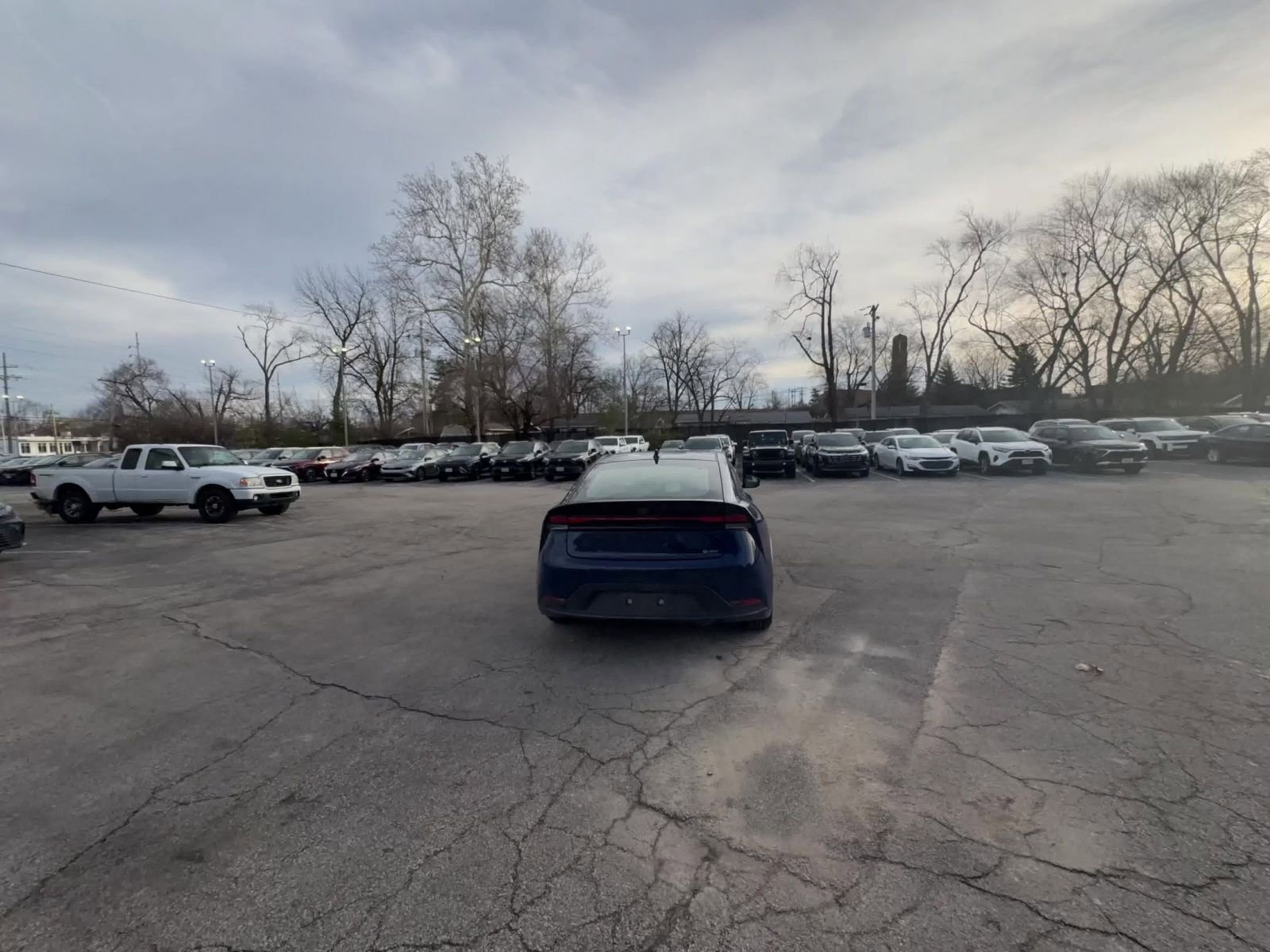 Used 2025 Toyota Prius LE image 16