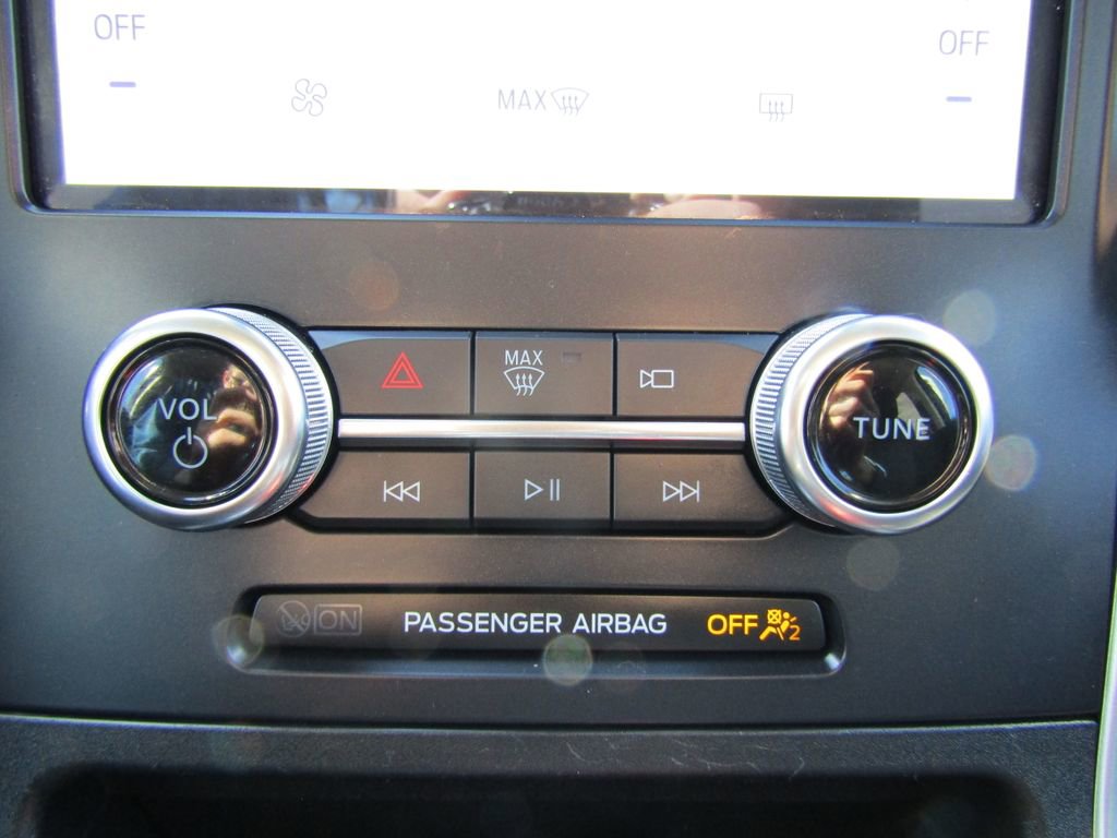 Used 2024 Ford Edge SE AWD/4WD image 32