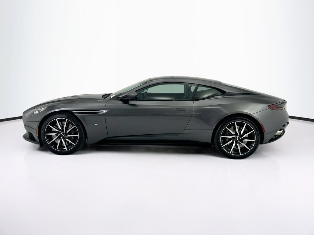 Used 2018 Aston Martin DB11 V12 RWD image 8