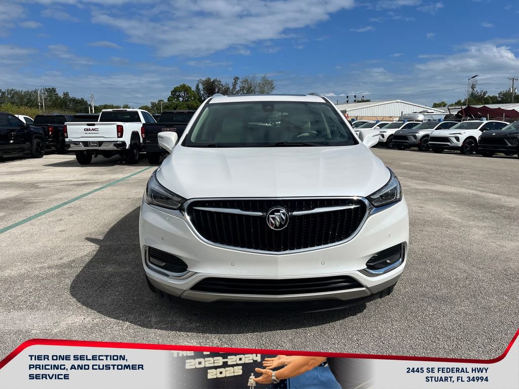 Used 2019 Buick Enclave Premium w/ Experience Buick Package image 3