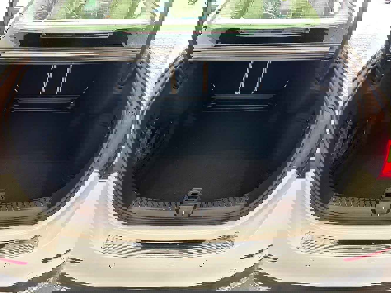 New 2026 Mercedes-Benz E 450 4MATIC Sedan image 15