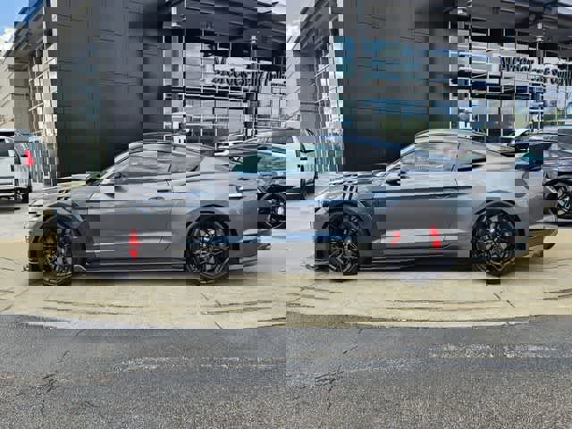 Used 2021 Ford Mustang Shelby GT500 w/ Technology Package image 5
