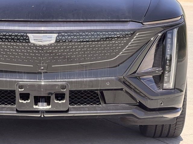 New 2026 Cadillac Lyriq V w/ LPO, Floor Liner Package AWD/4WD image 32