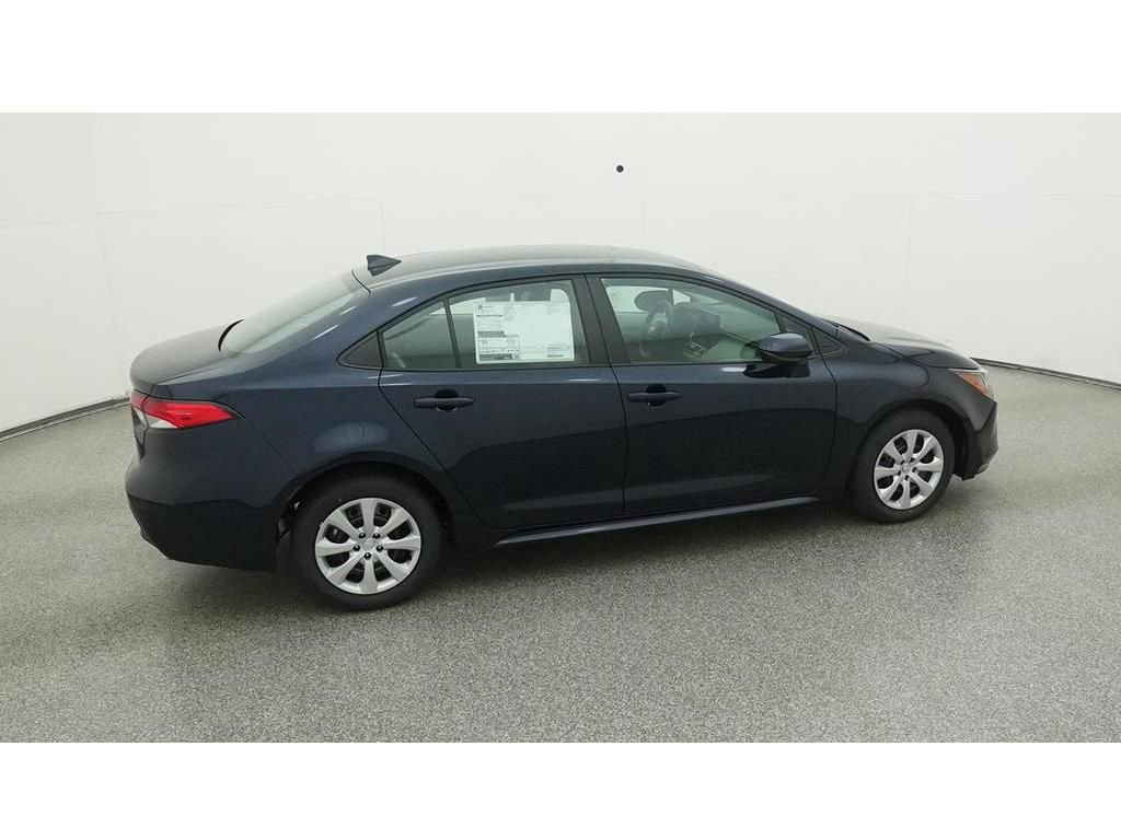 Used 2024 Toyota Corolla LE image 11